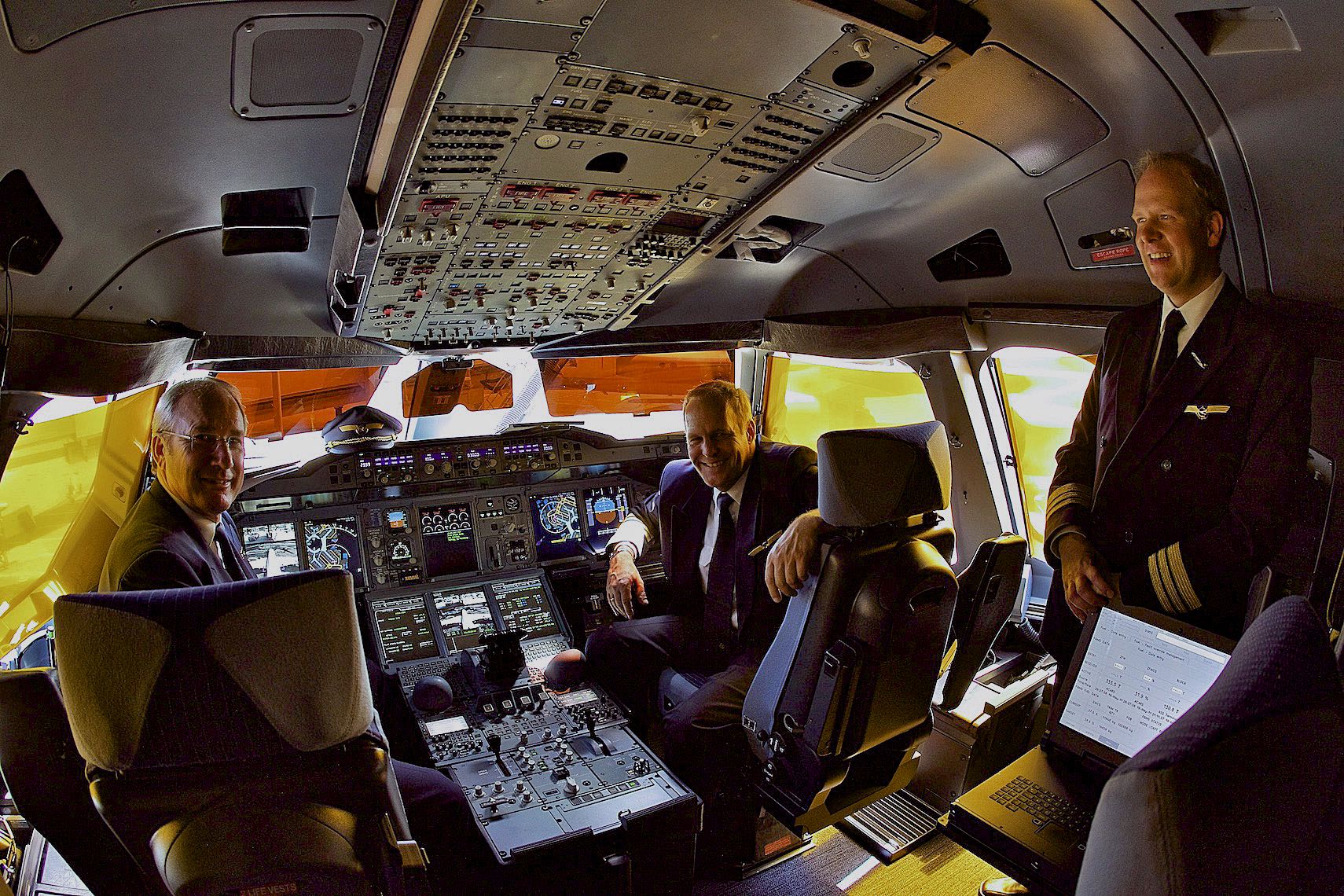 Cockpit Crew, Lufthansa A380